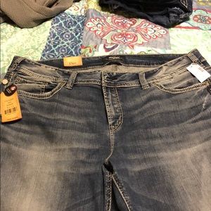 Silver Brand Elyse Capris